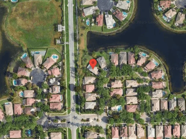 House image located at Hollywood, FL 33027