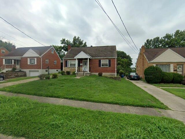 House image located at Cincinnati, OH 45211