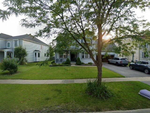 House image located at Round Lake, IL 60073