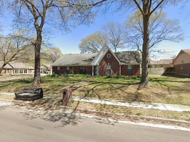 House image located at Memphis, TN 38125