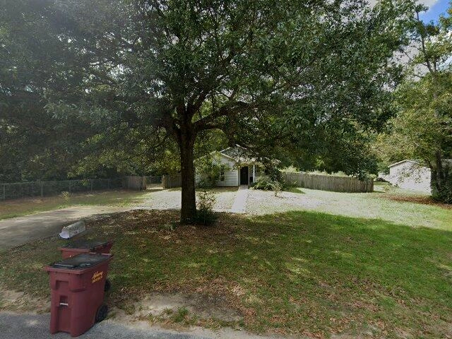 House image located at Milton, FL 32583