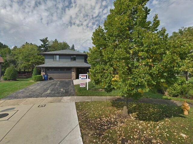 House image located at Addison, IL 60101