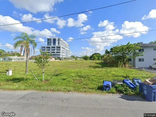 House image located at Hallandale, FL 33009