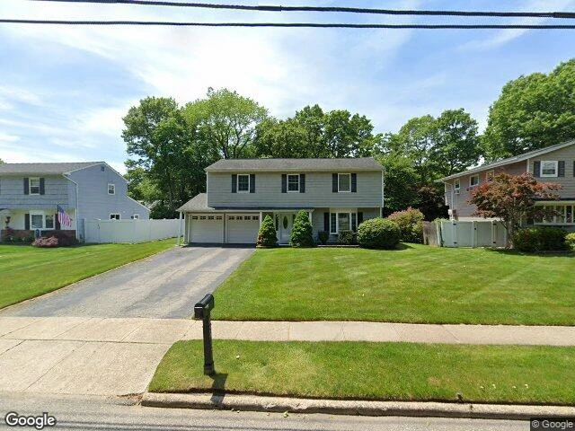 House image located at Hauppauge, NY 11788