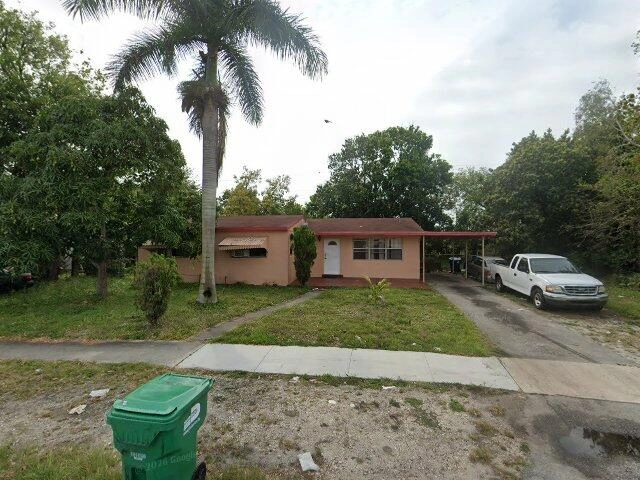 House image located at Miami, FL 33169