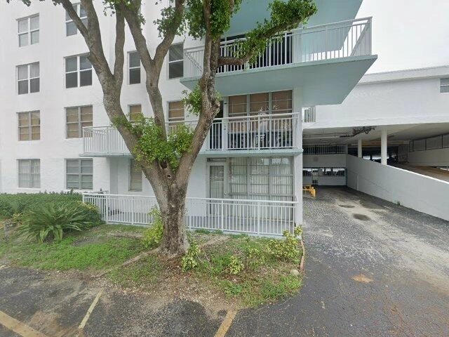 House image located at North Miami Beach, FL 33160