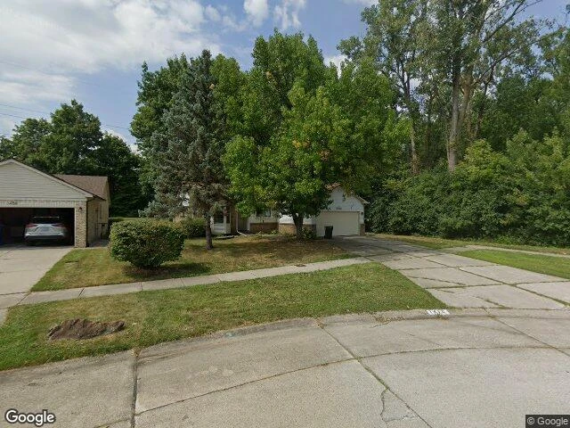 House image located at Canton, MI 48188