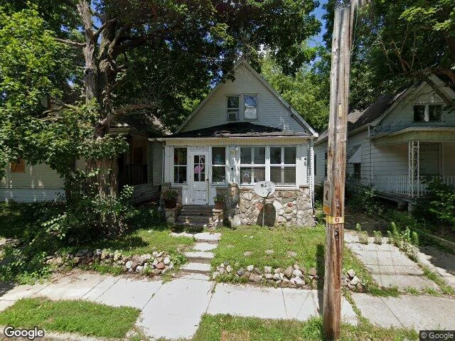 House image located at Peoria, IL 61603