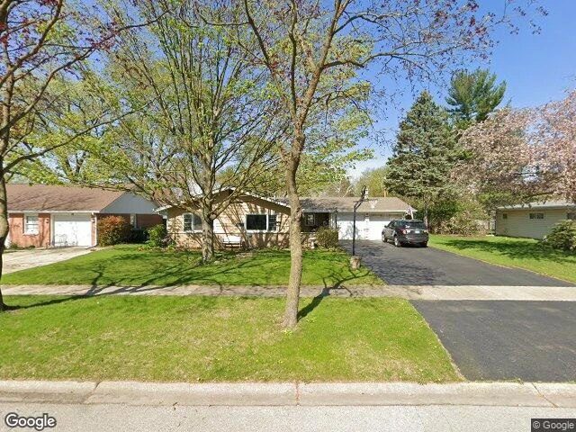 House image located at North Aurora, IL 60542