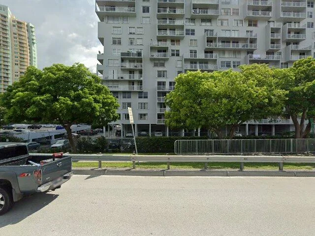 House image located at Miami, FL 33129