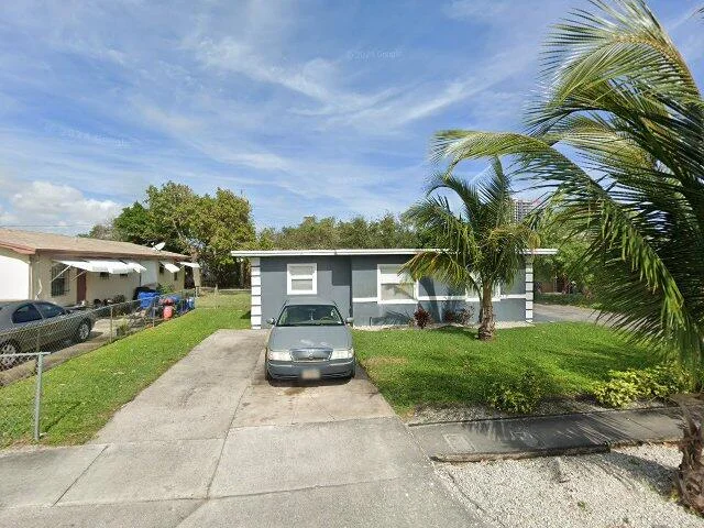 House image located at West Palm Beach, FL 33404
