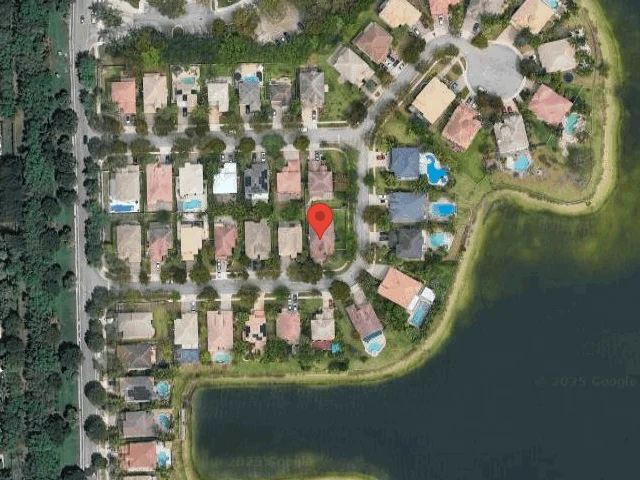 House image located at Hollywood, FL 33027