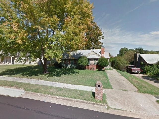 House image located at Memphis, TN 38128