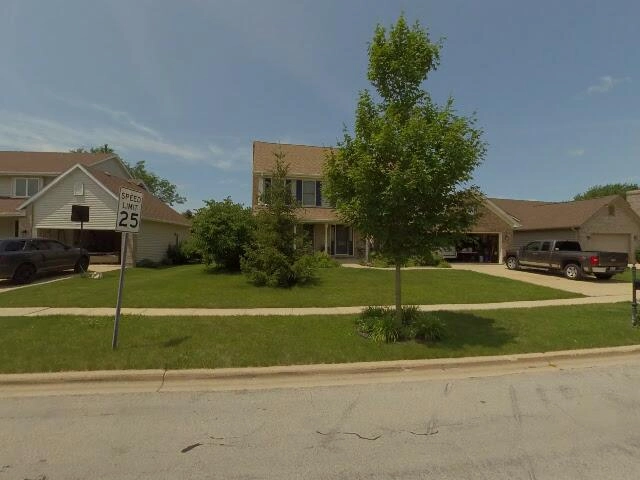 House image located at Sycamore, IL 60178