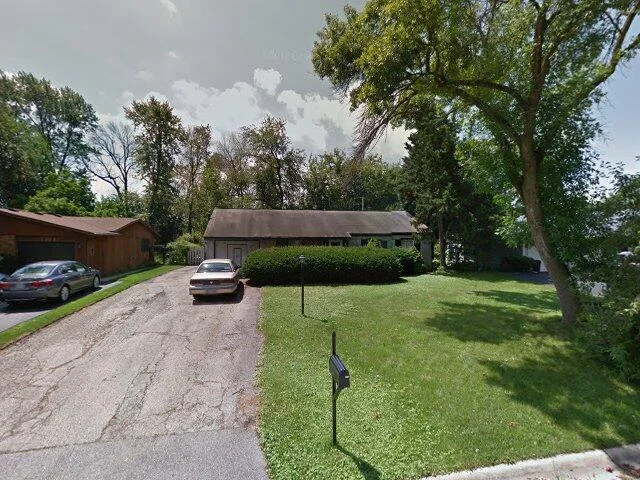 House image located at Darien, IL 60561