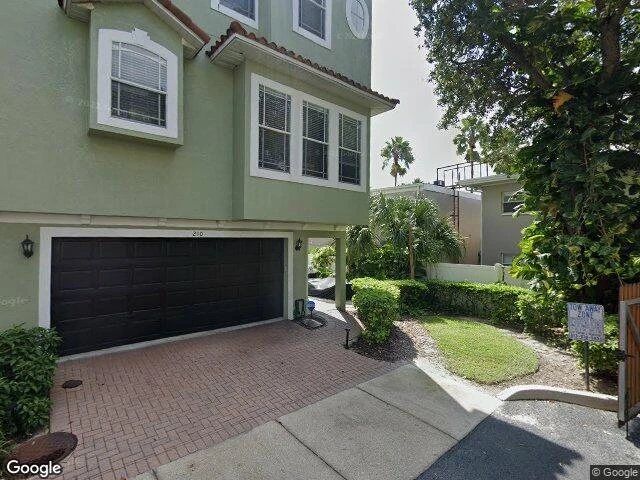 House image located at Tampa, FL 33609