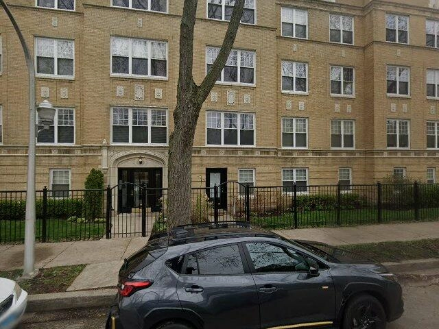 House image located at Chicago, IL 60626