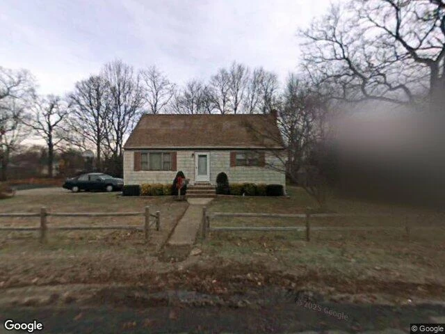 House image located at Lindenhurst, NY 11757