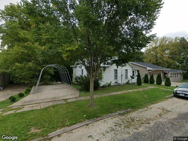 House image located at Burlington, IA 52601