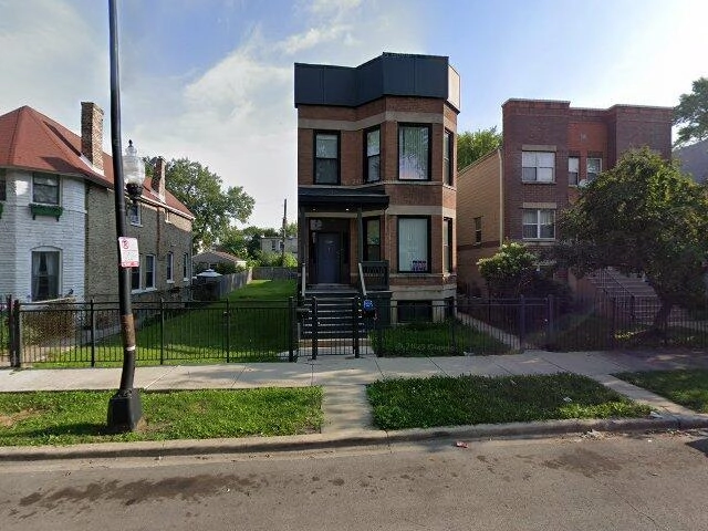 House image located at Chicago, IL 60612