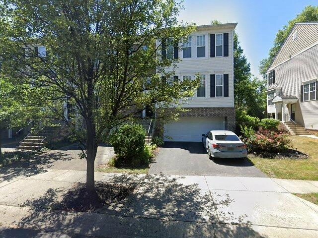 House image located at Columbus, OH 43219