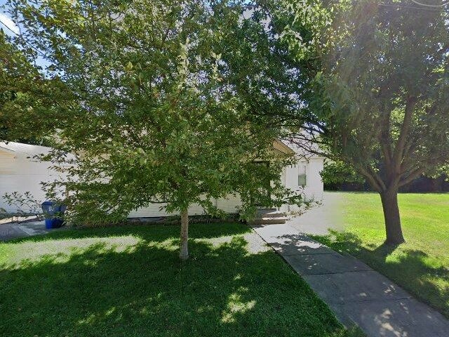 House image located at Moline, IL 61265