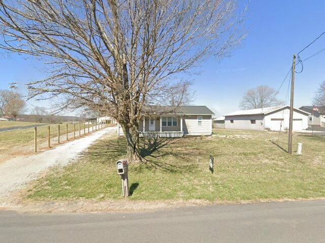 House image located at Horse Cave, KY 42749