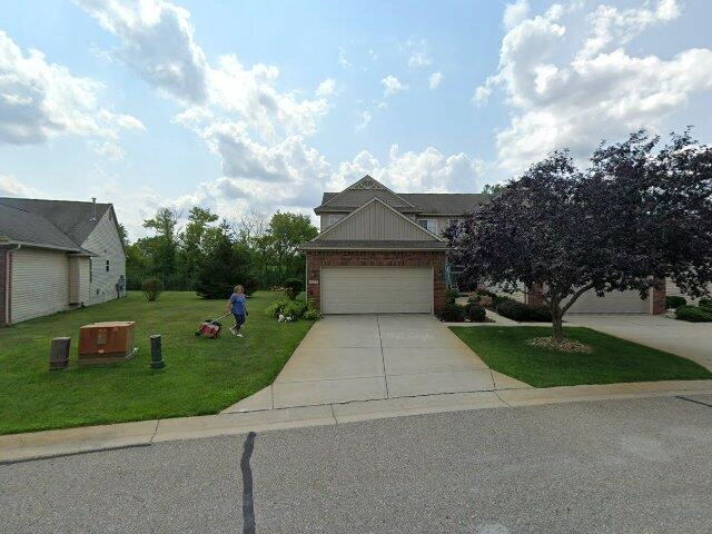 House image located at Davison, MI 48423