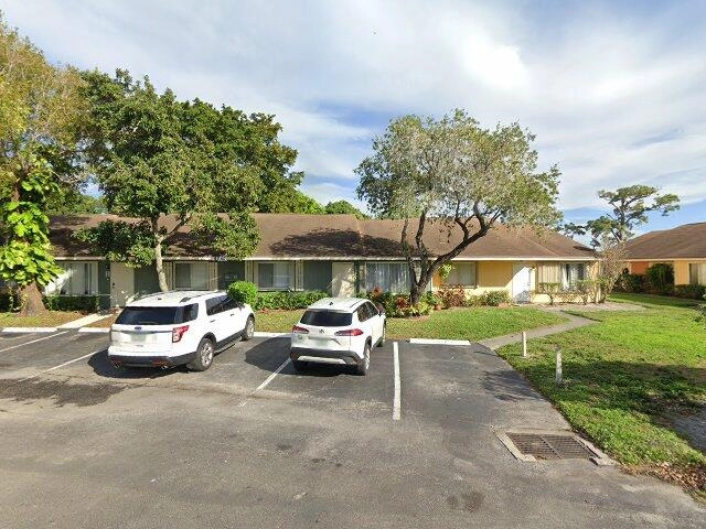 House image located at West Palm Beach, FL 33415