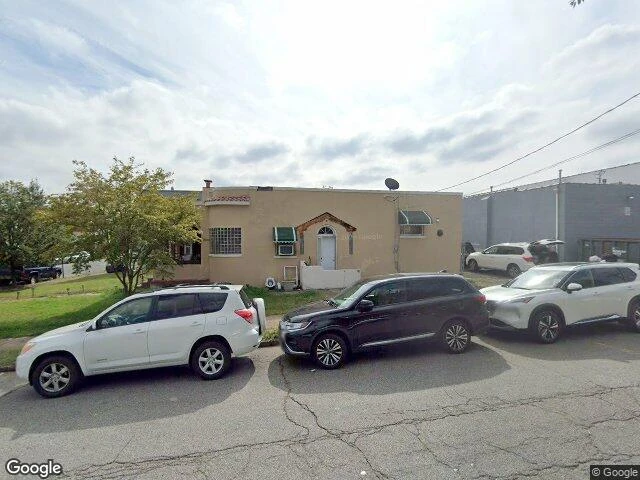 House image located at Paterson, NJ 07503