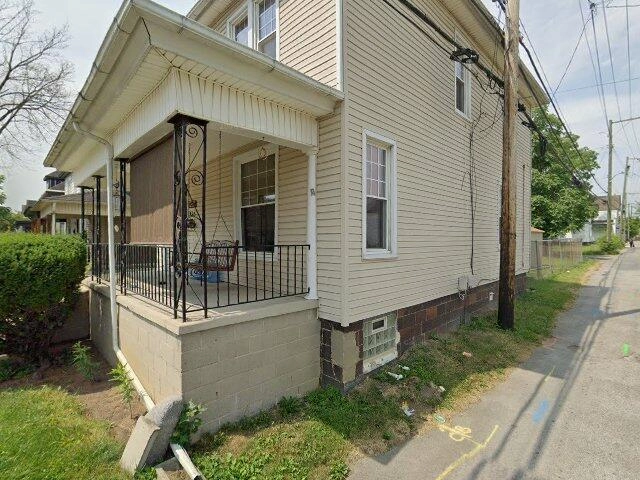 House image located at Columbus, OH 43206