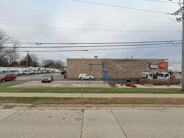 House image located at Roselle, IL 60172