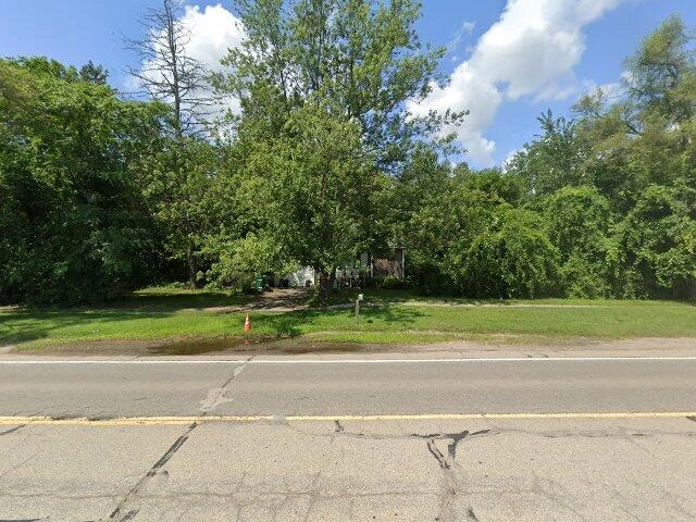 House image located at Romulus, MI 48174