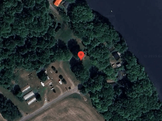 House image located at Phoenix, NY 13135