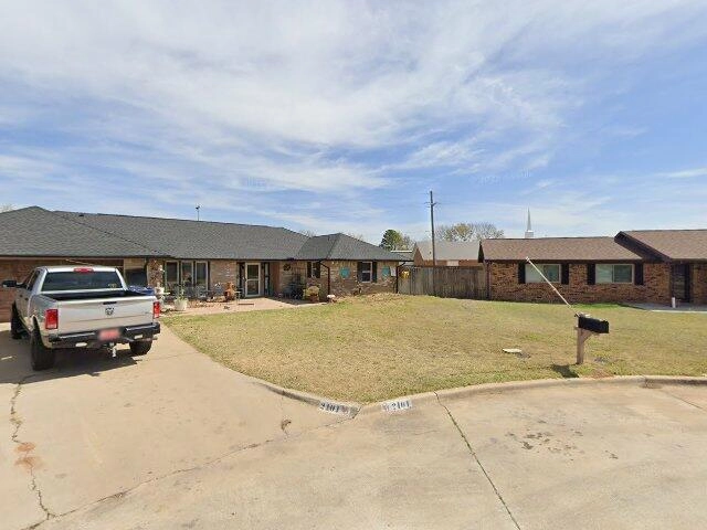 House image located at Visalia, CA 93291