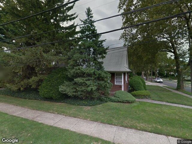 House image located at Staten Island, NY 10306