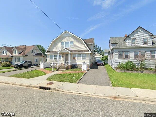 House image located at Freeport, NY 11520