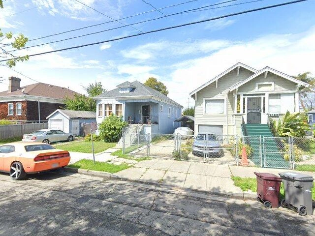 House image located at Oakland, CA 94621