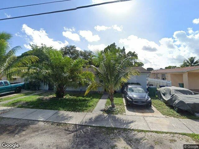 House image located at Miami, FL 33179