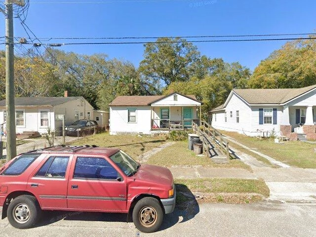 House image located at Jacksonville, FL 32206