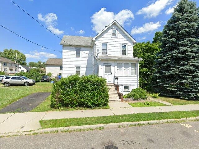House image located at Sayreville, NJ 08872