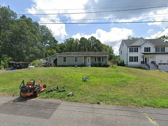 House image located at Bayville, NJ 08721