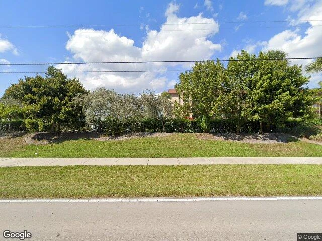 House image located at Hollywood, FL 33027