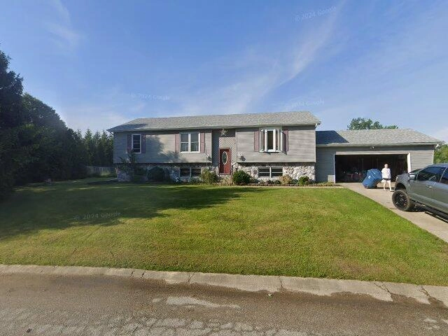 House image located at Valparaiso, IN 46385