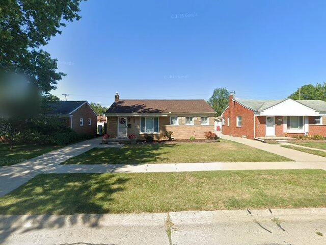 House image located at Roseville, MI 48066