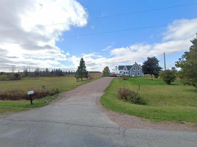 House image located at Clinton, ME 04927