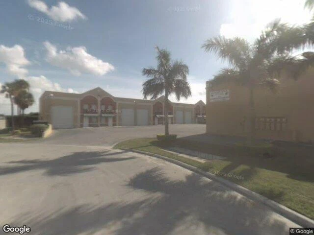 House image located at Miami, FL 33178