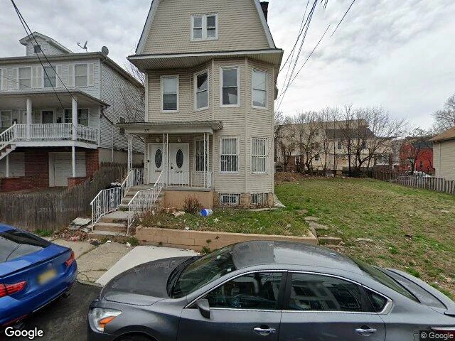 House image located at Newark, NJ 07112