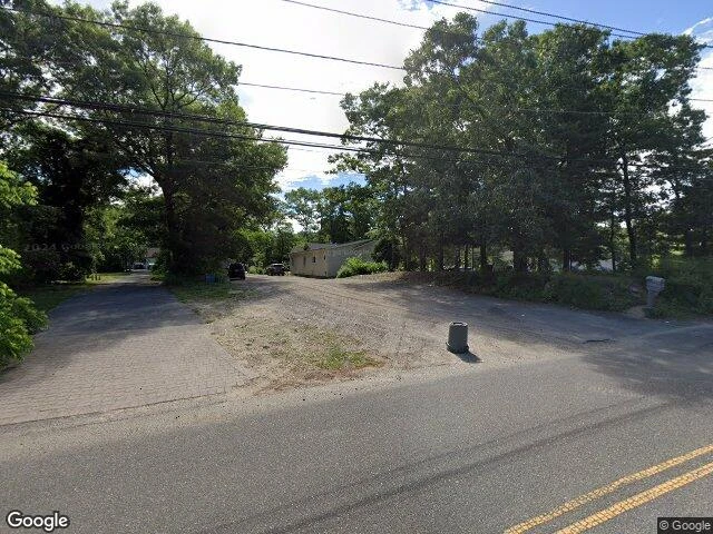 House image located at Hauppauge, NY 11788