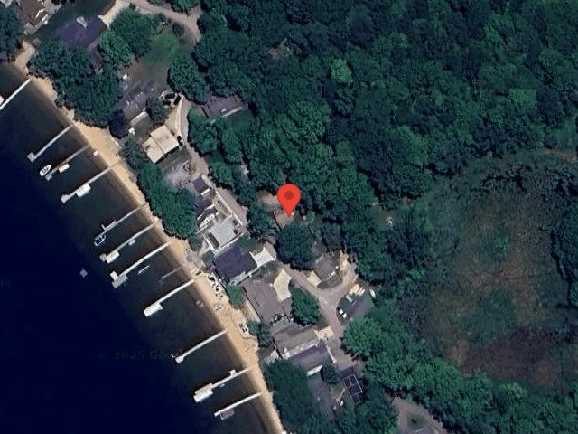 House image located at Rockford, MI 49341